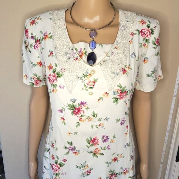 Meg Lauren Dresses & Skirts - Vintage MEG LAUREN floral dress